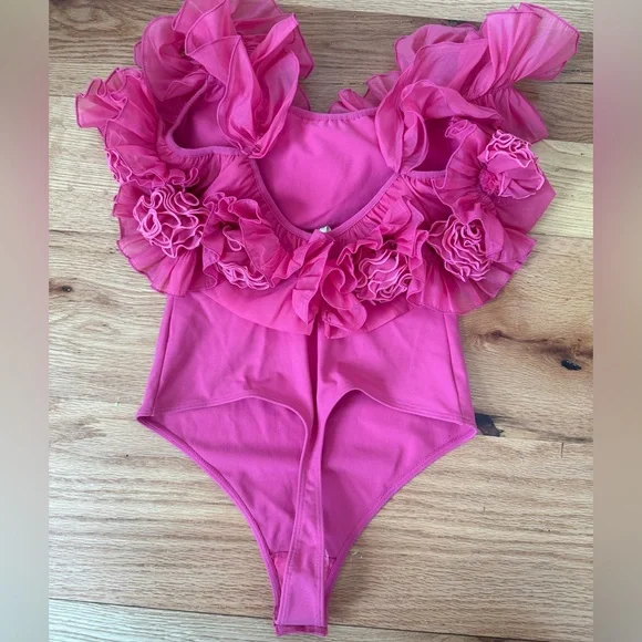 Free People Raspberry Pink Bodysuit with Rosettes - NWT - Picture 6 of 7